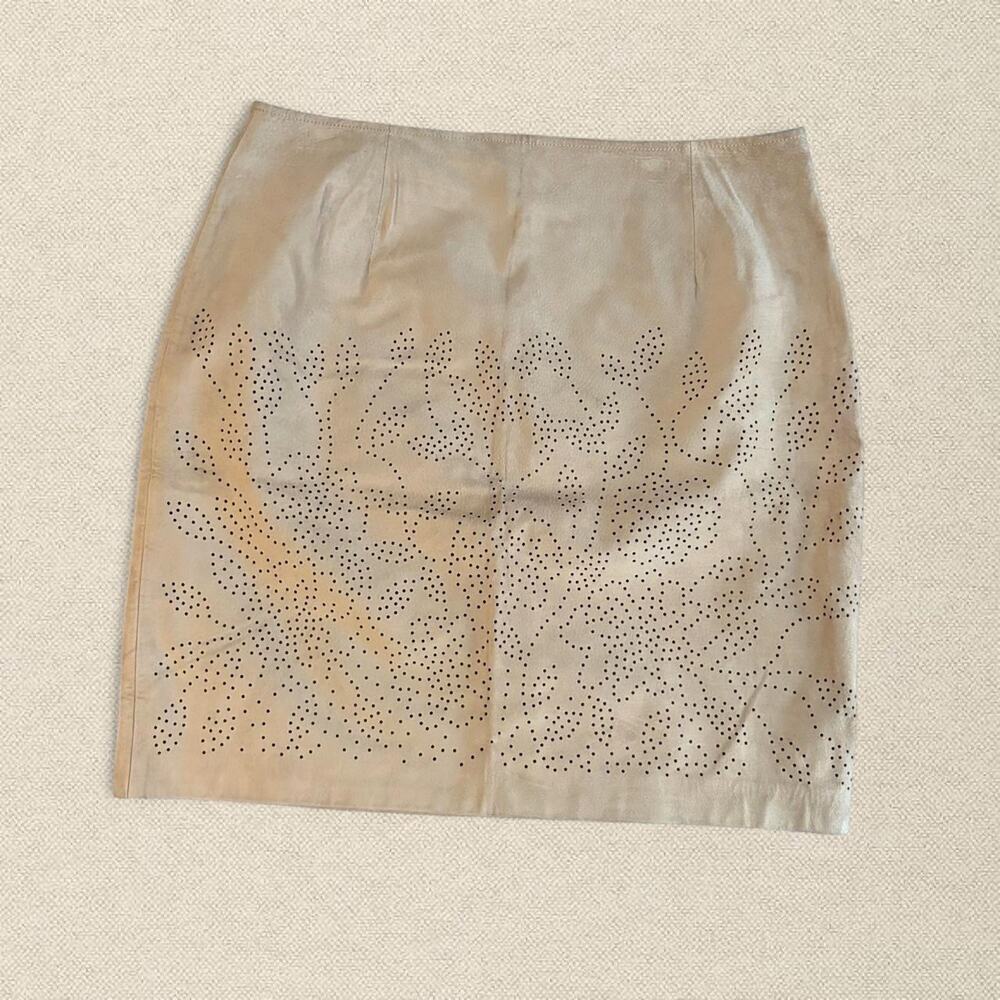 BNWT 100% Leather Cream Skirt with Floral Pattern sz 16 Rena Rowan